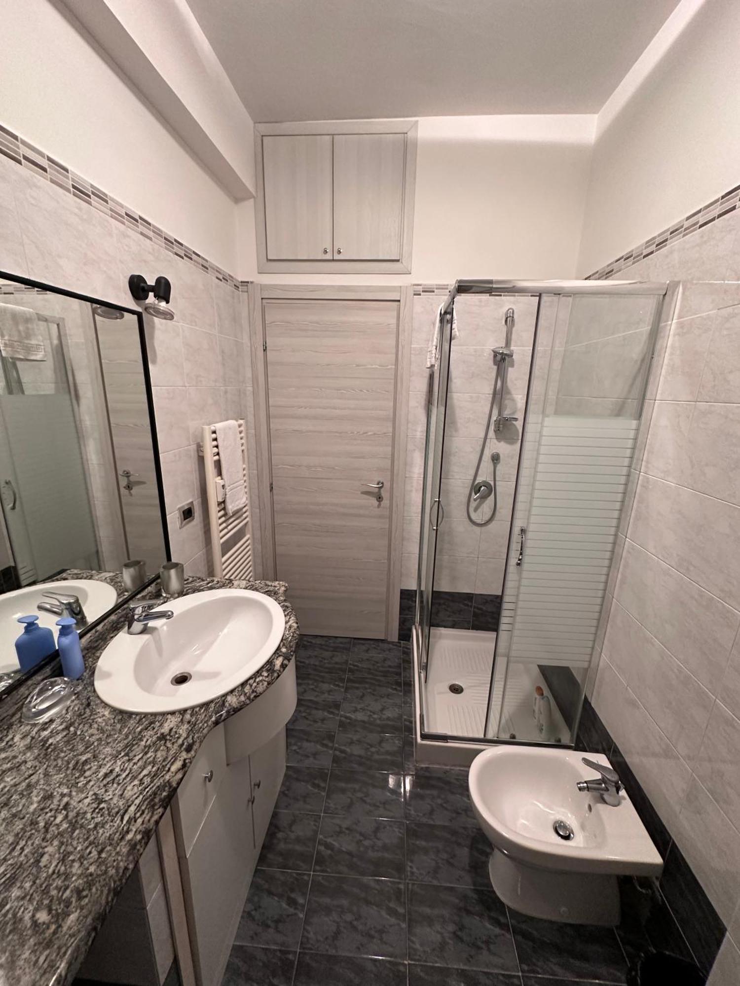 Rhome Away Montagnola روما المظهر الخارجي الصورة